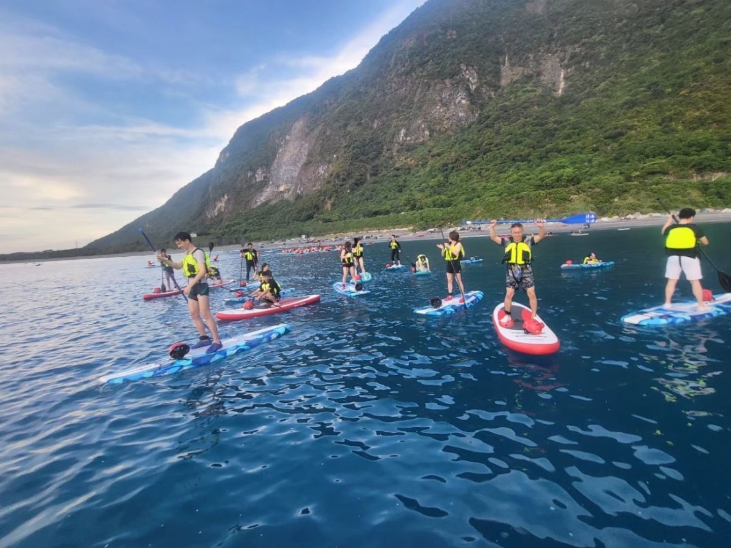 SUP露營 8個浪露營區2